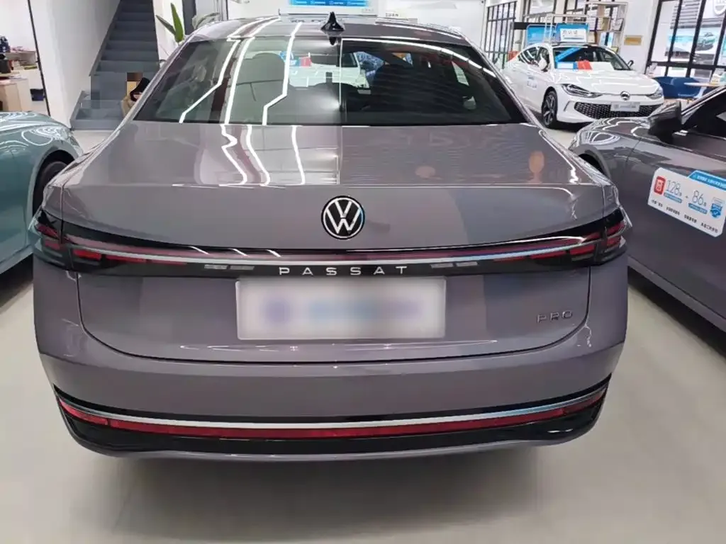 Volkswagen Passat — фото 9
