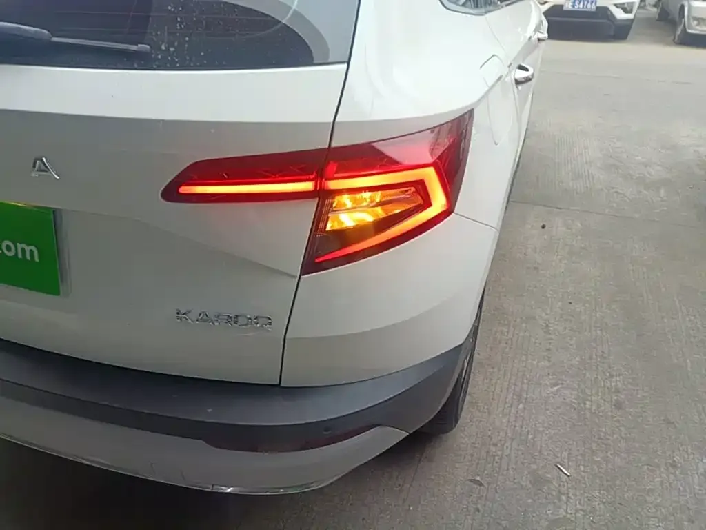Skoda Karoq — фото 4