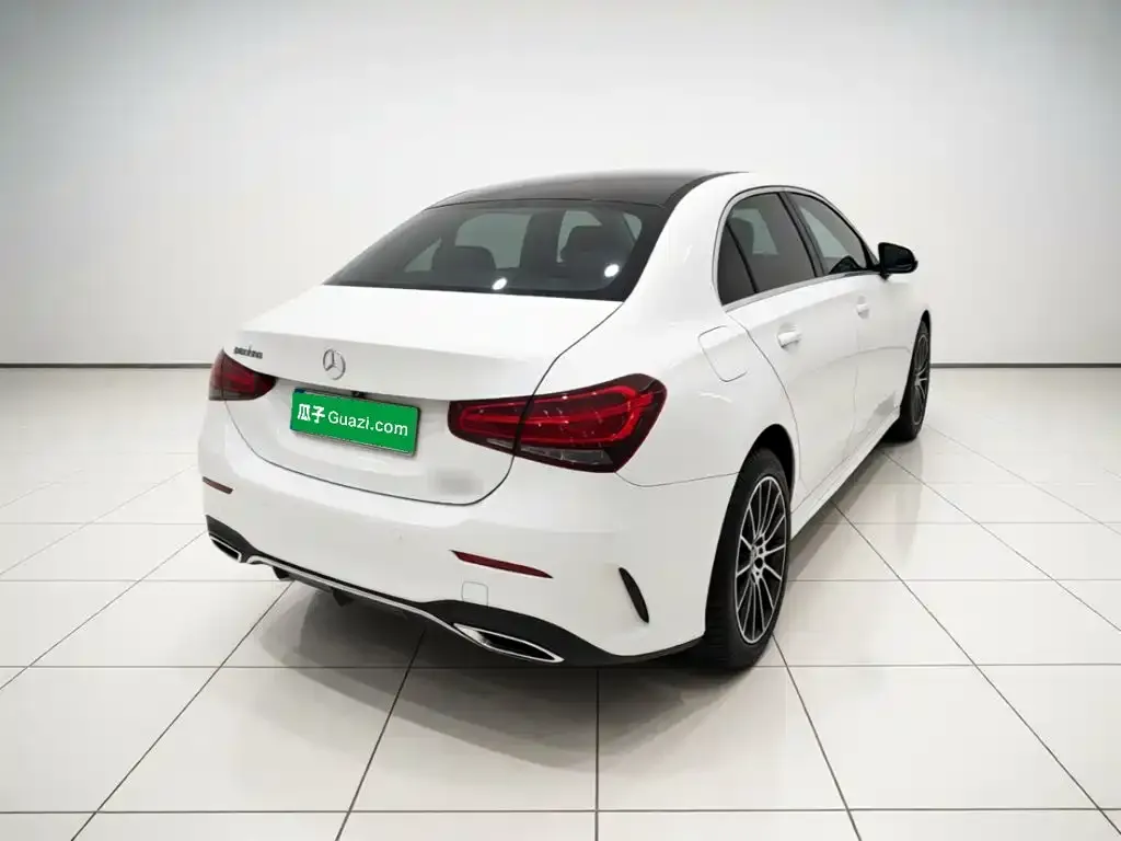 Mercedes-Benz A-Class — фото 8