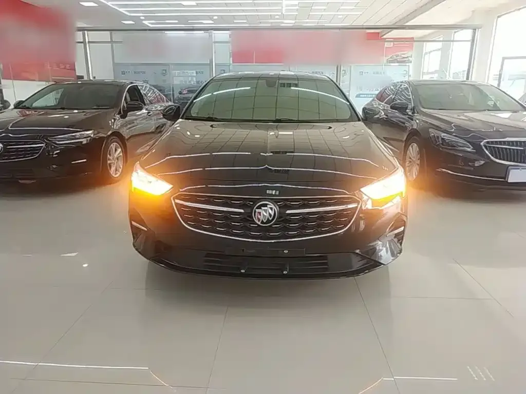 Buick Regal — фото 10