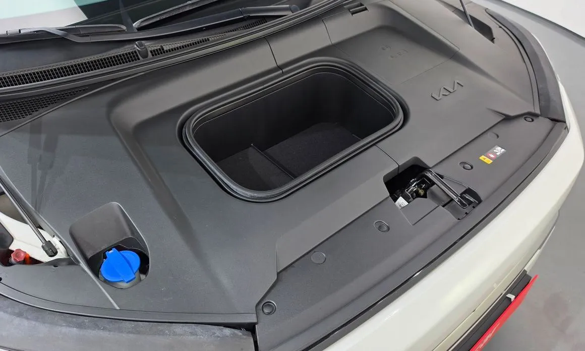 Kia EV3 — фото 9