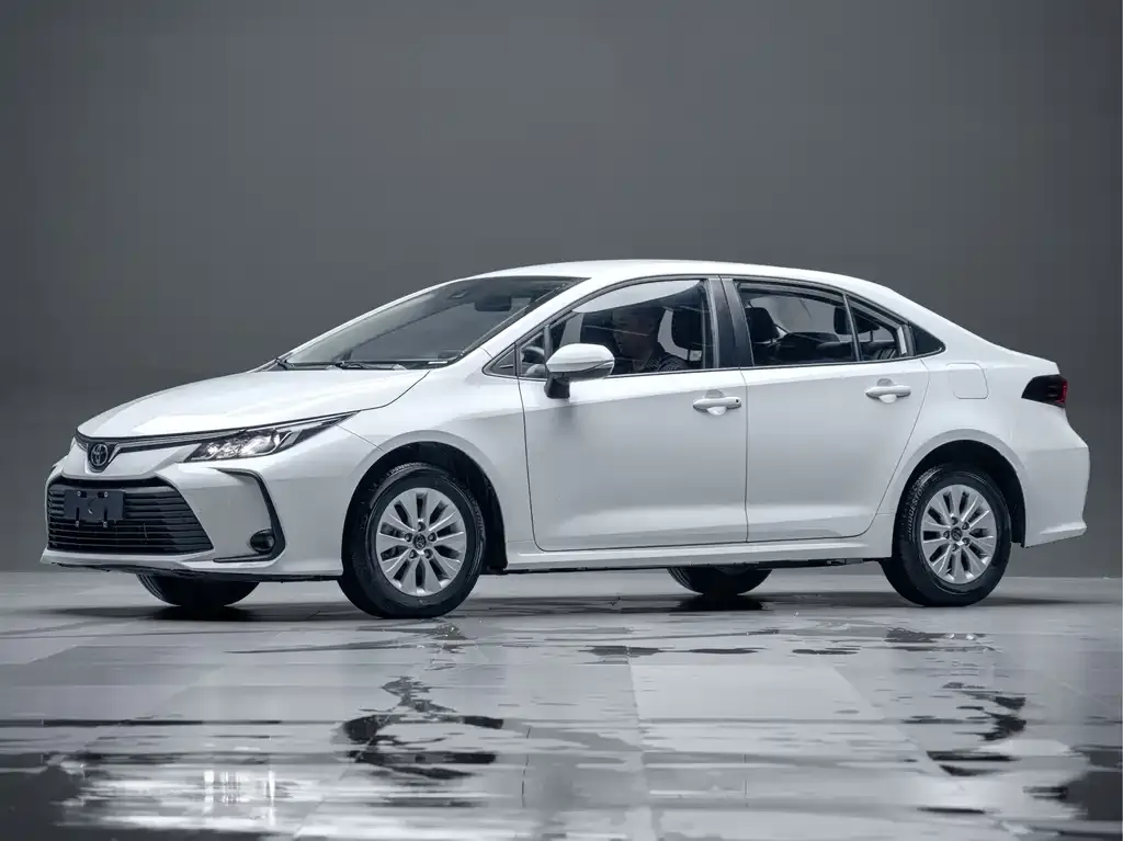 Toyota Corolla — фото 1