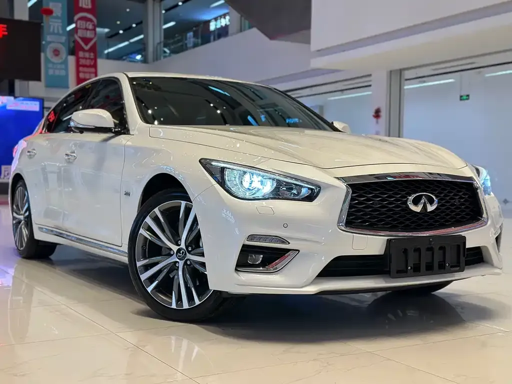 Infiniti Q50L — фото 2