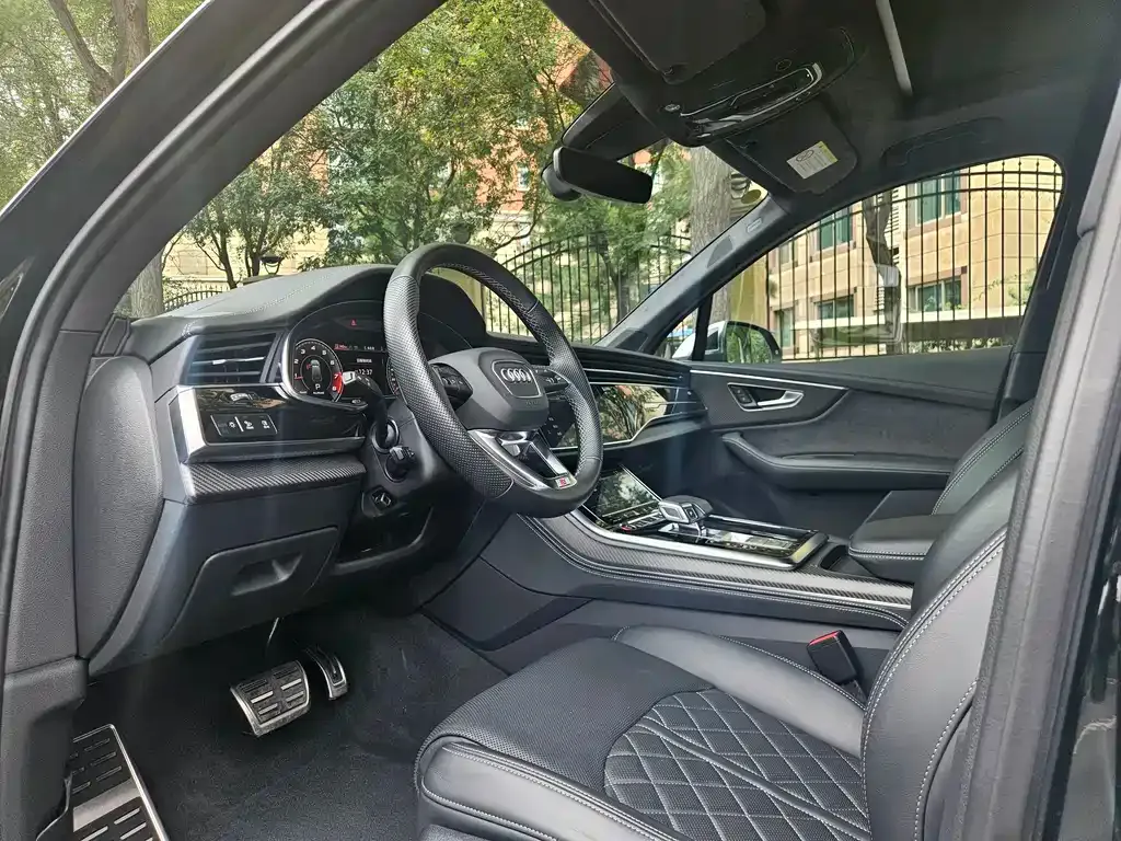Audi SQ7 — фото 2