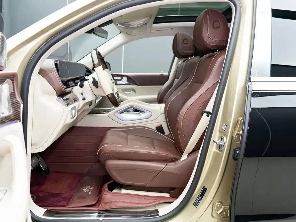 Mercedes-Benz GLS — фото 10