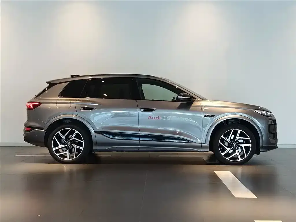 Audi Q6L e-tron — фото 7