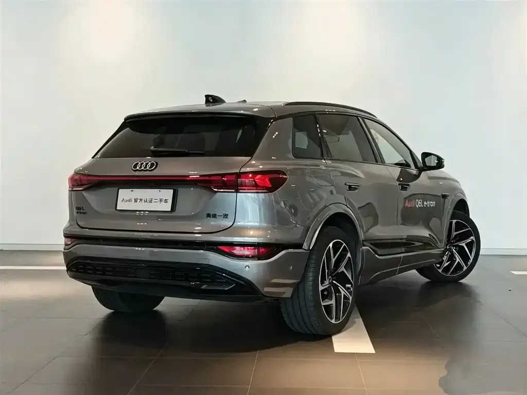 Audi Q6L e-tron — фото 5