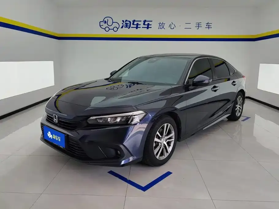 Honda Civic — фото 1