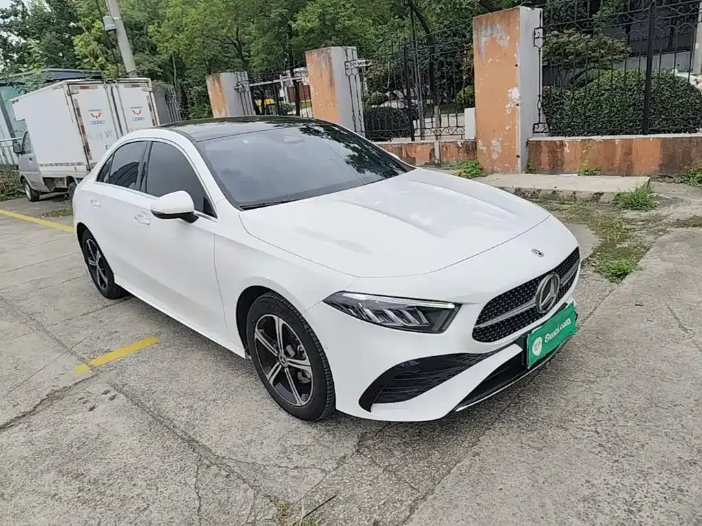 Mercedes-Benz A-Class — фото 10