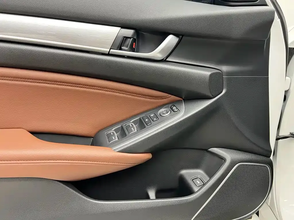 Honda Inspire — фото 6