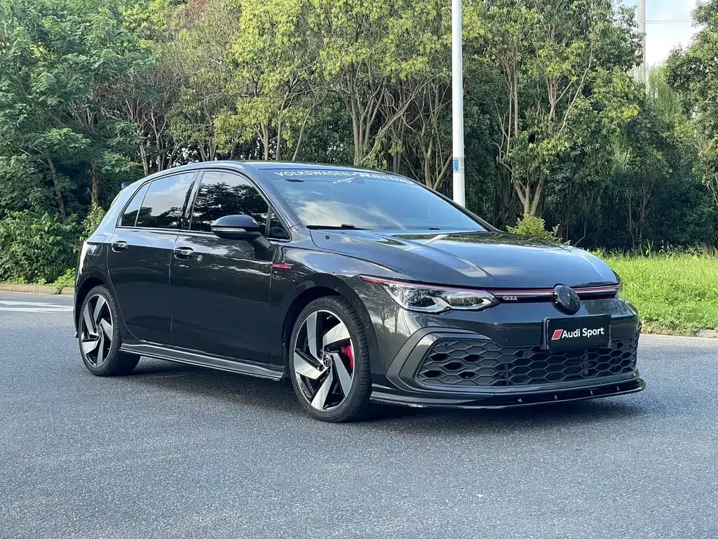 Volkswagen Golf GTI — фото 2