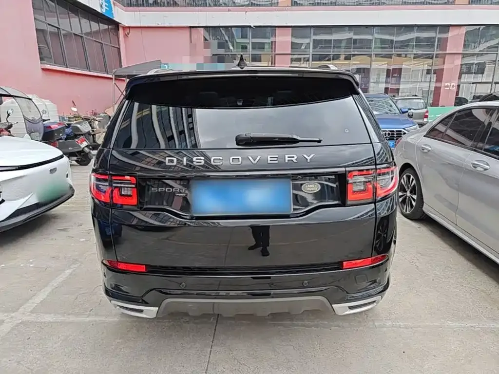 Land Rover Discovery Sport — фото 2