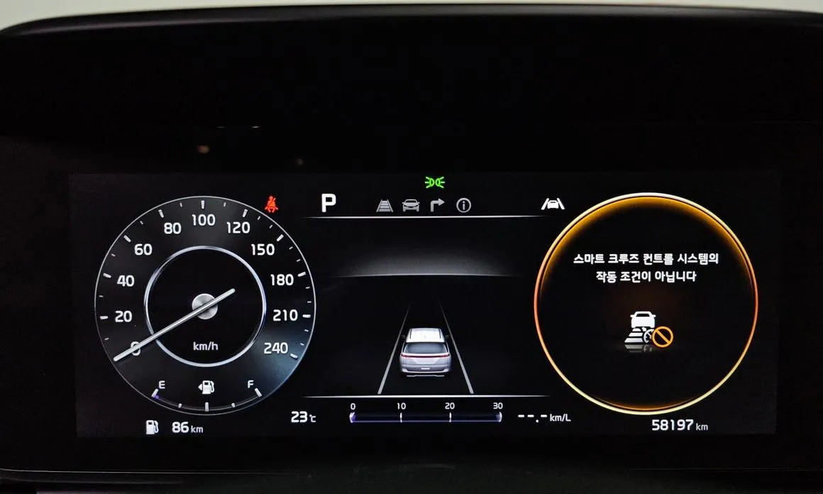 Kia Carnival — фото 10