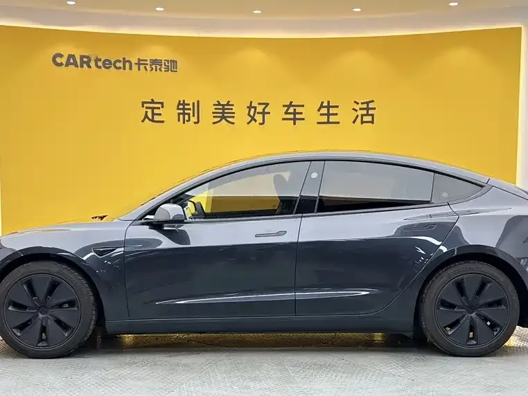Tesla Model 3 — фото 4