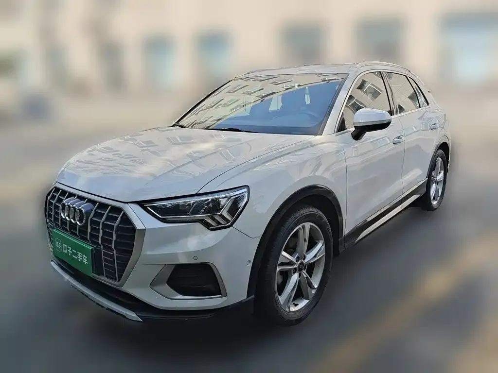 Audi Q3 — фото 10