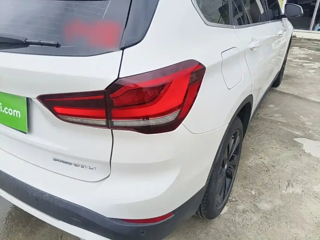 BMW X1 — фото 3