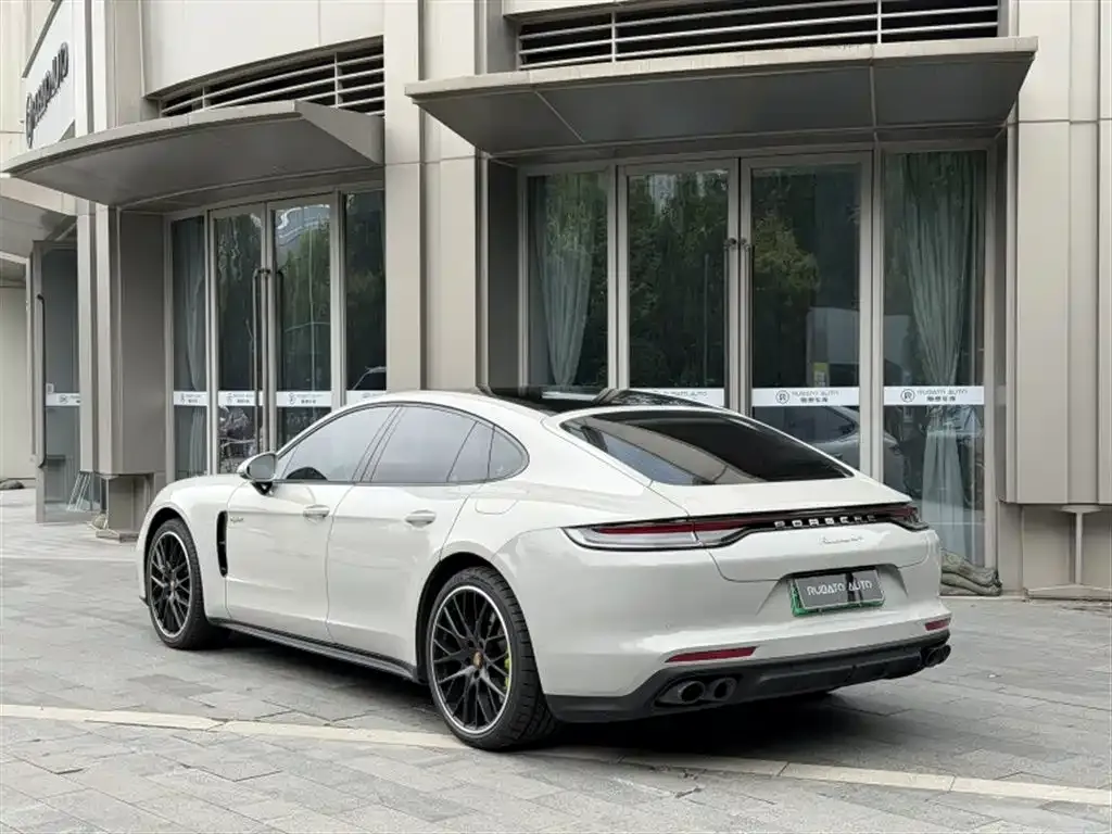 Porsche Panamera Hybrid — фото 6