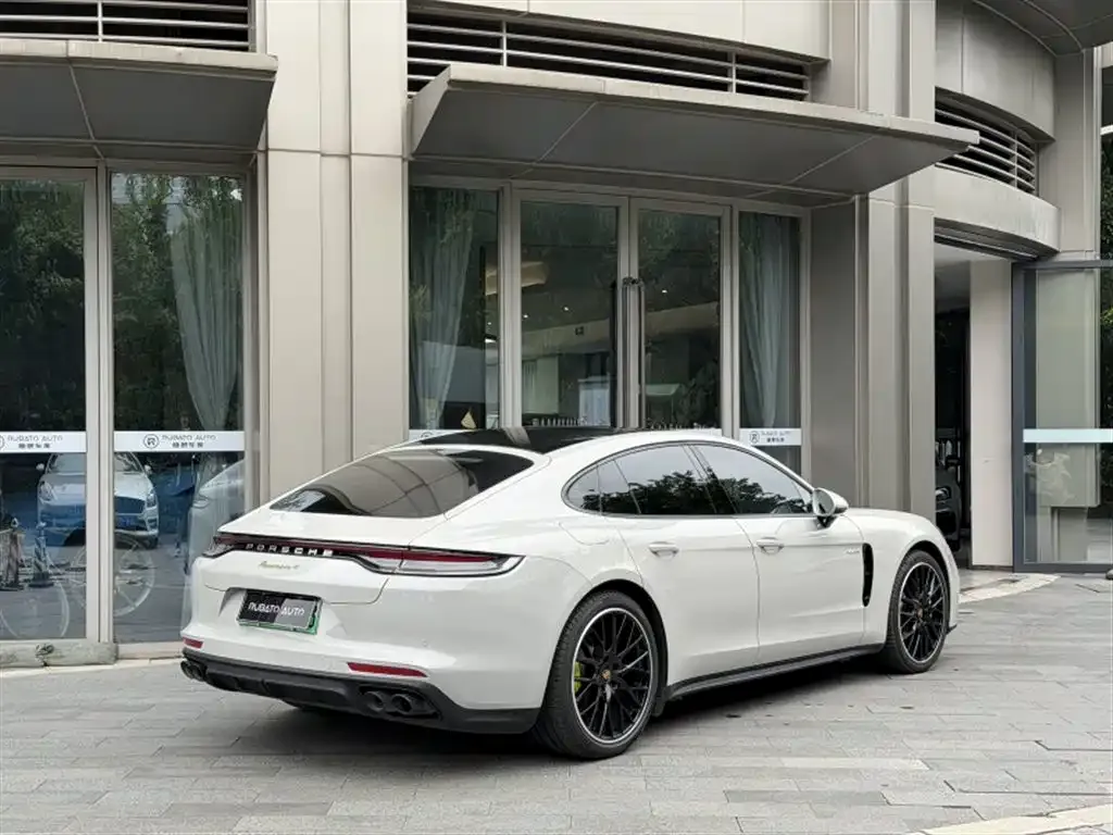 Porsche Panamera Hybrid — фото 4