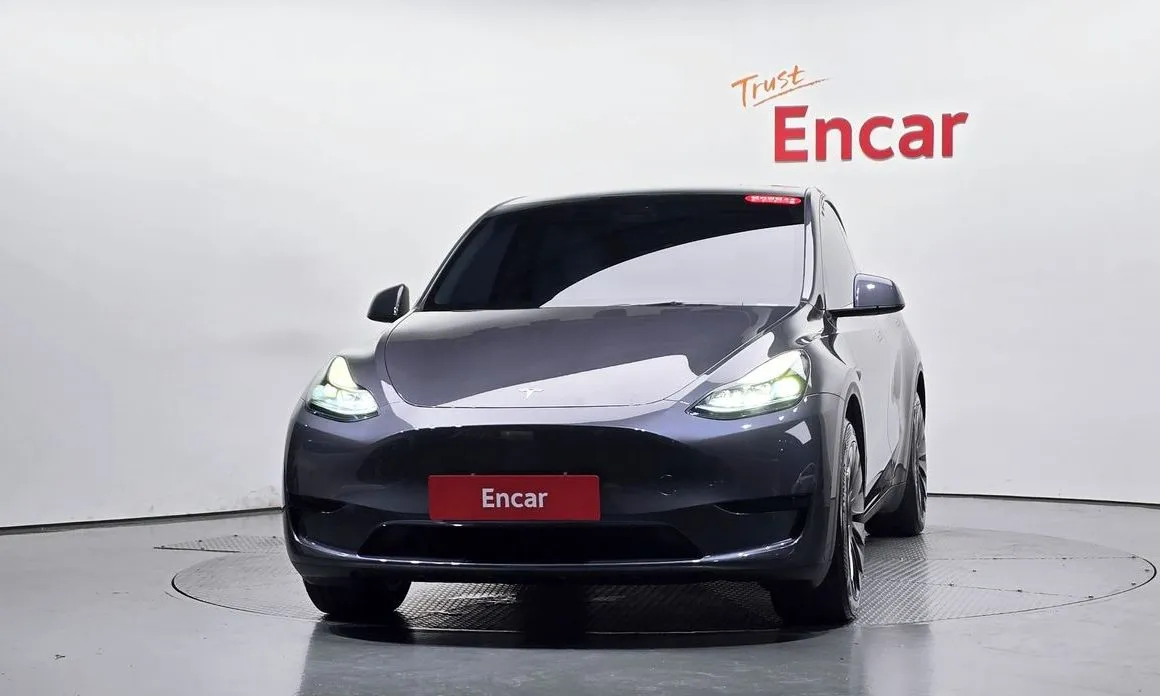 Tesla Model Y — фото 6