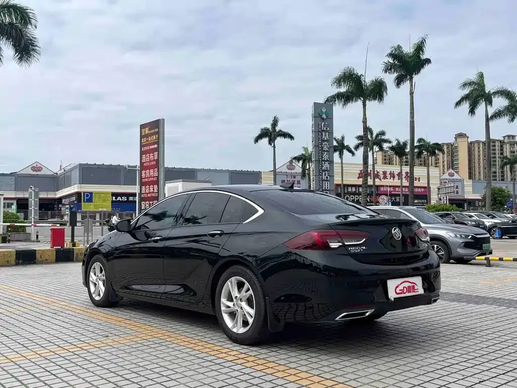 Buick Regal — фото 5