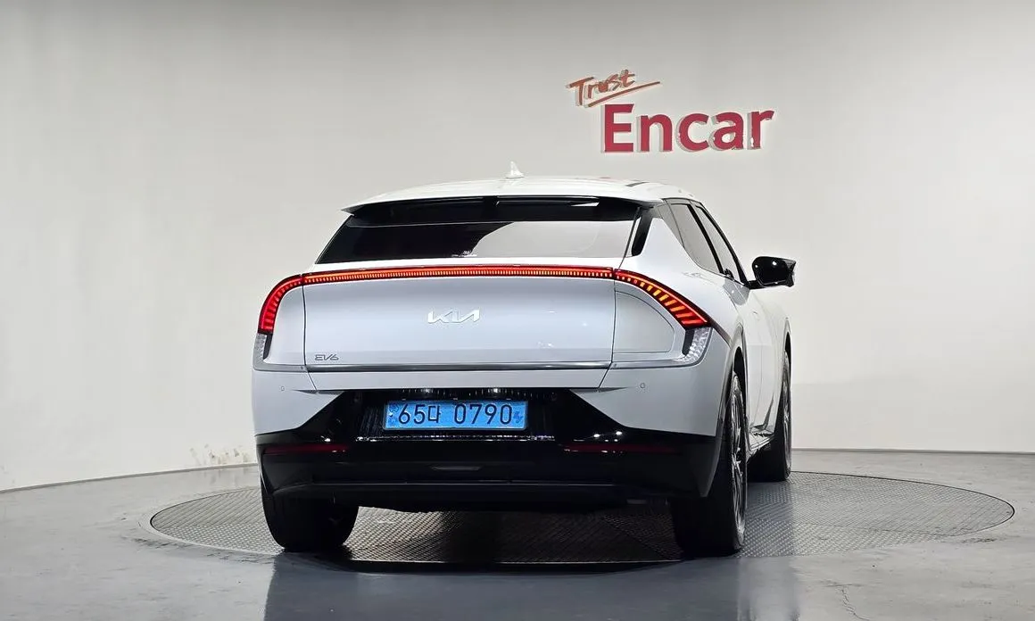 Kia EV6 — фото 3