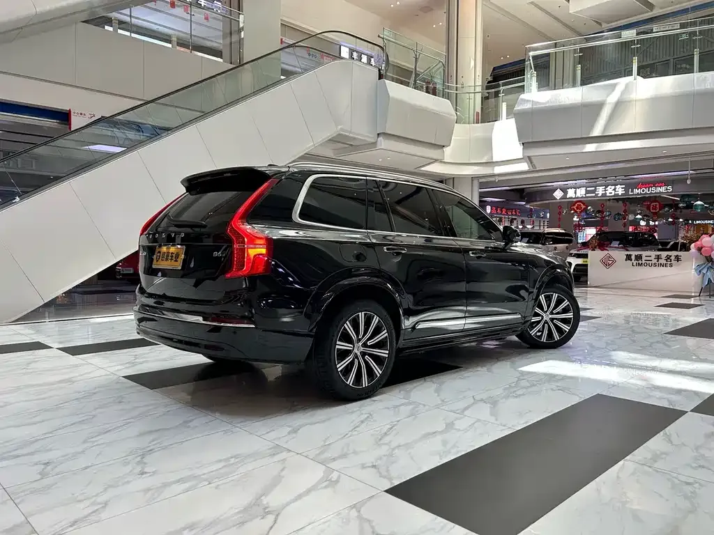 Volvo XC90 — фото 2