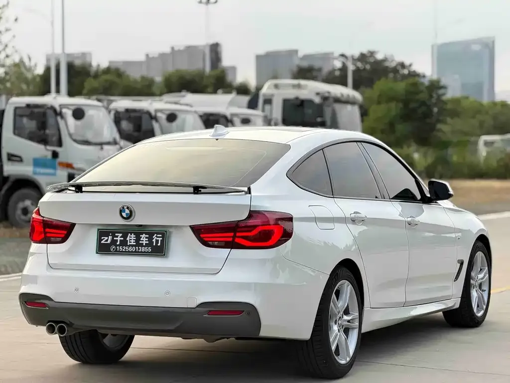 BMW 3 Series GT — фото 7