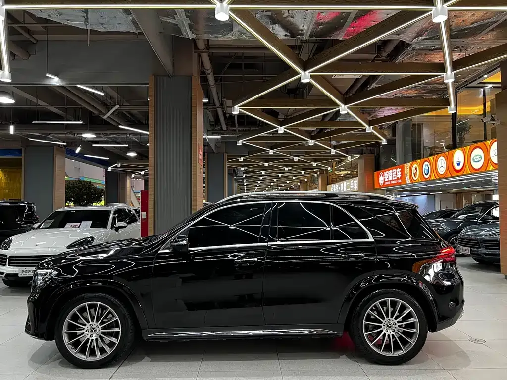 Mercedes-Benz GLE (Import) — фото 9