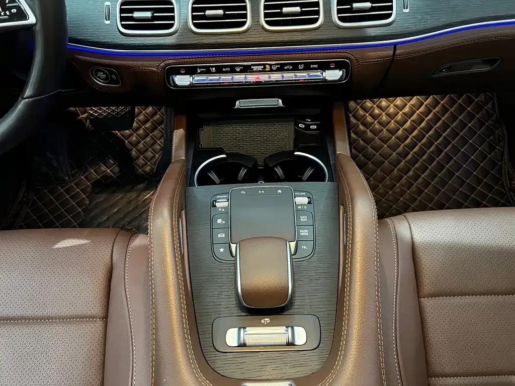 Mercedes-Benz GLE (Import) — фото 10