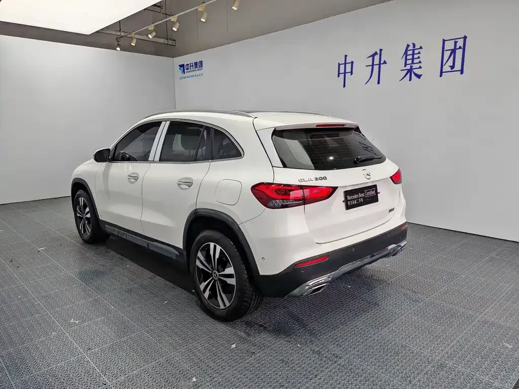 Mercedes-Benz GLA — фото 7