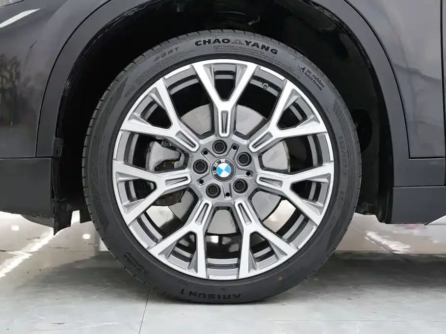 BMW X1 — фото 7