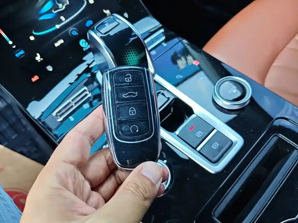 Chery Tiggo 8 PLUS — фото 4