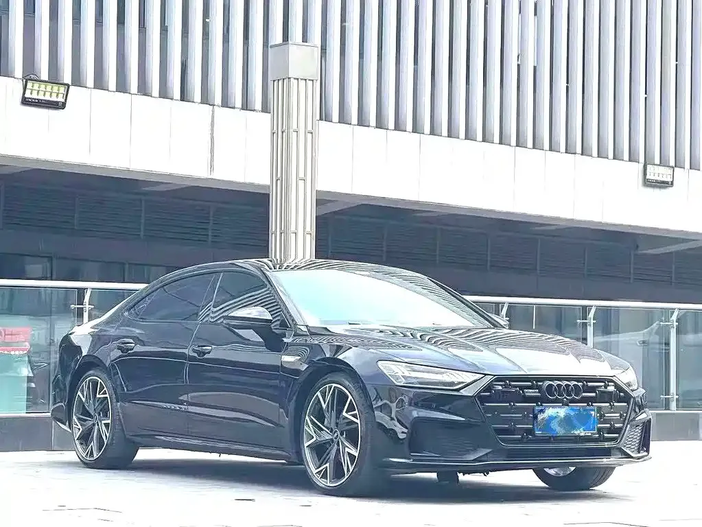 Audi A7L — фото 3