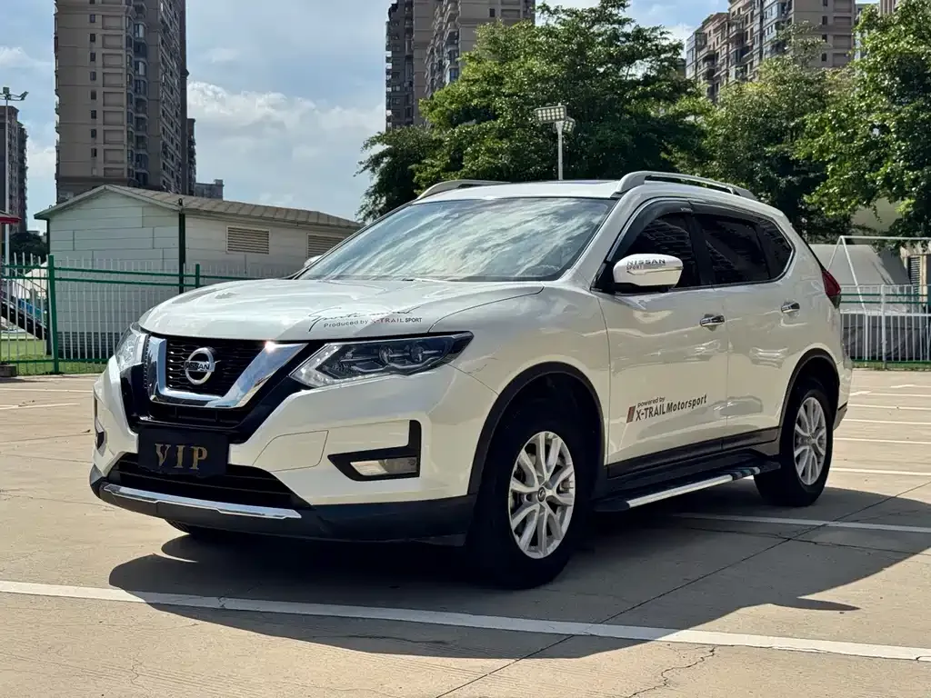 Nissan X-Trail — фото 5