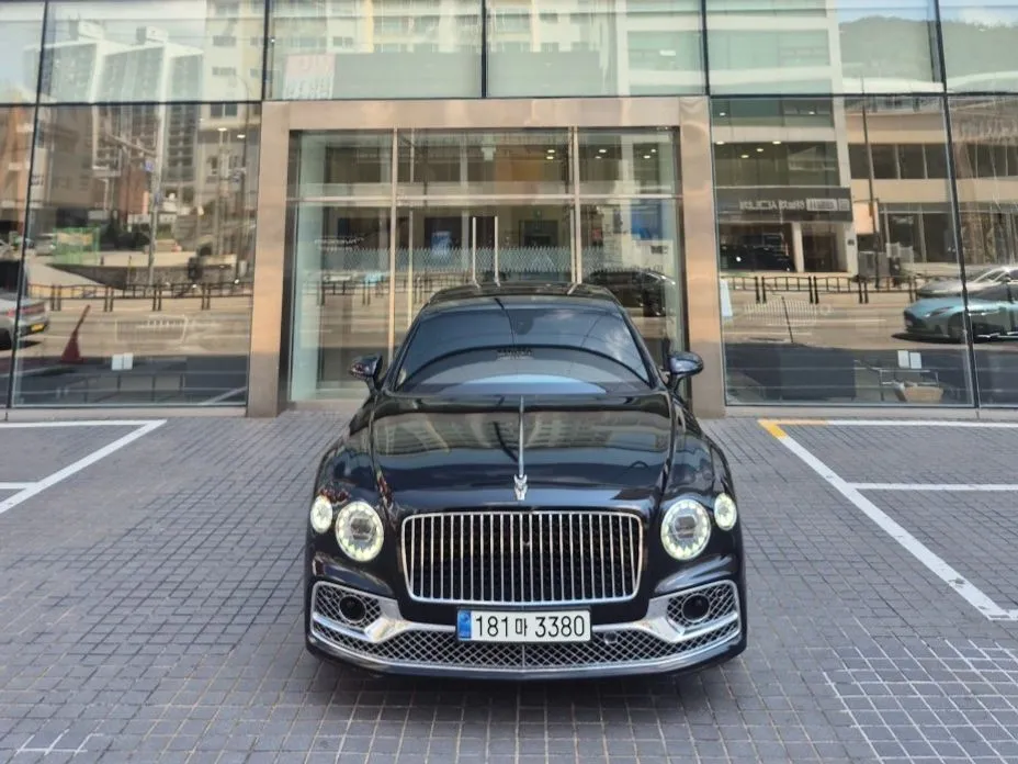 Bentley Flying Spur — фото 5