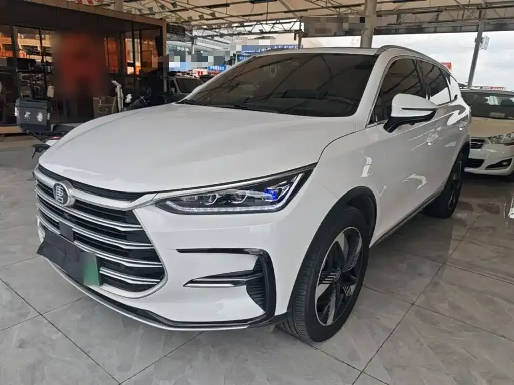 BYD Tang New Energy — фото 1