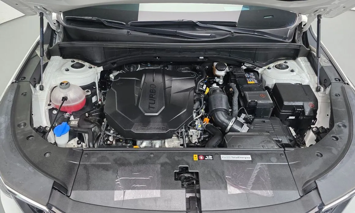 Kia Sorento — фото 10