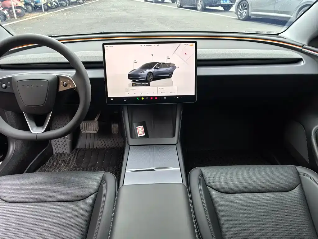 Tesla Model 3 — фото 8