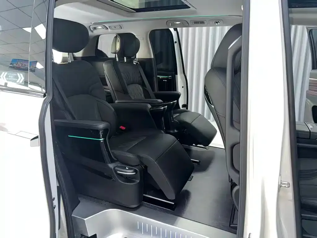 GAC Motor Trumpchi M8 — фото 3