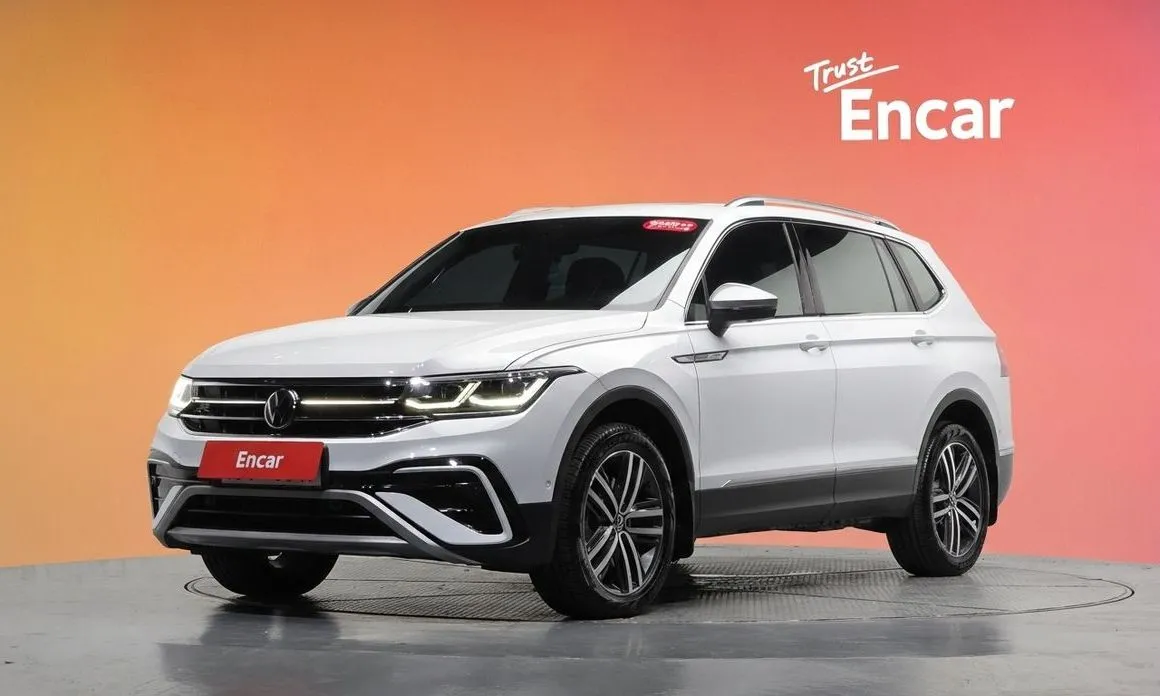 Volkswagen Tiguan — фото 1