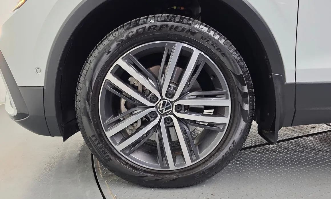 Volkswagen Tiguan — фото 3