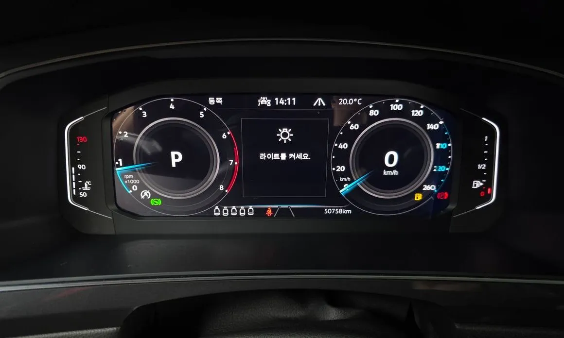 Volkswagen Tiguan — фото 6