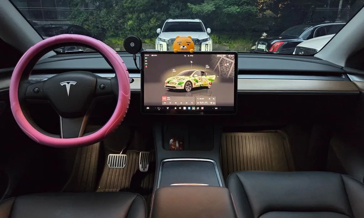 Tesla Model Y — фото 4