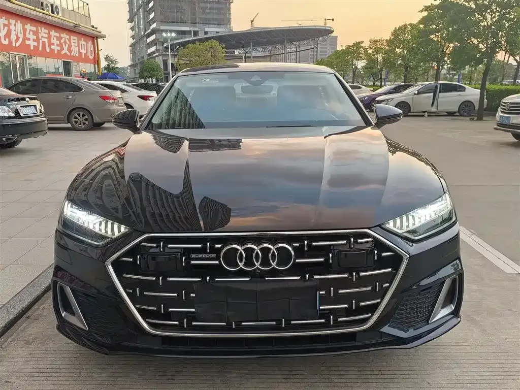 Audi A7L — фото 6
