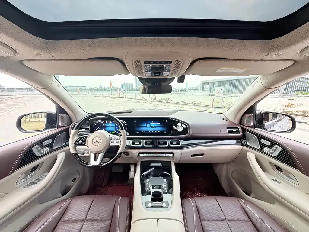 Mercedes-Benz GLS — фото 4