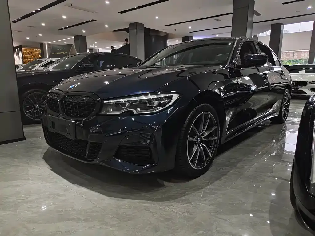 BMW 3 Series — фото 1
