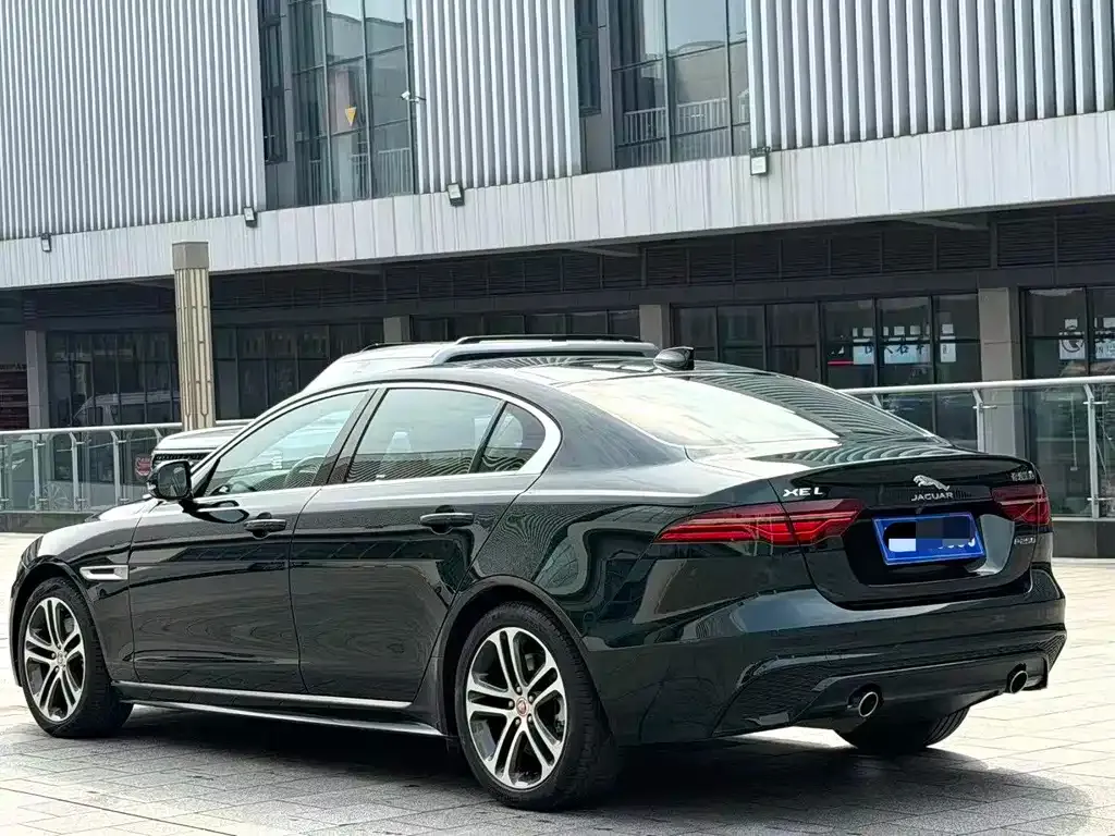 Jaguar XEL — фото 8