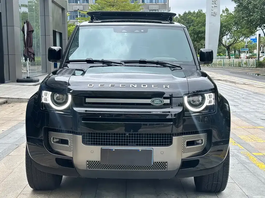 Land Rover Defender — фото 6