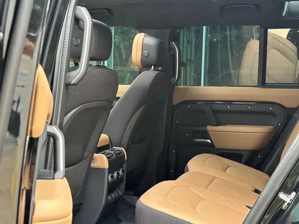 Land Rover Defender — фото 3