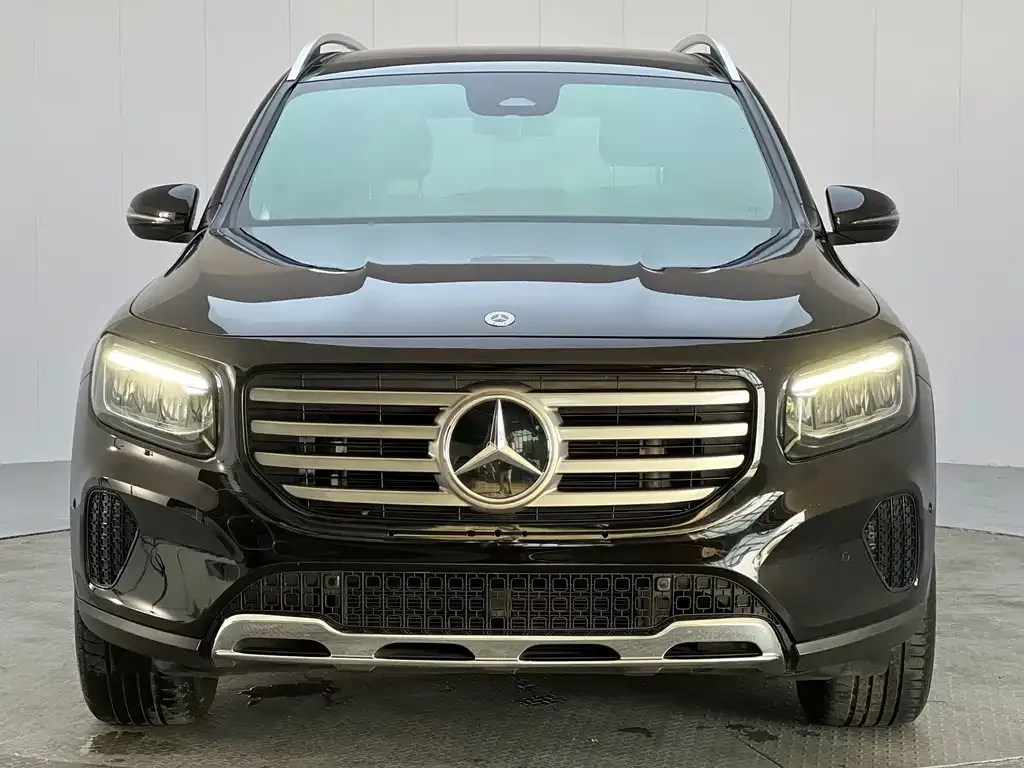 Mercedes-Benz GLB — фото 10